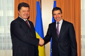 091203c-001 Meetings of the Foreign Ministers at NATO Headquarters in Brussels - Bilateral meeting between NATO Secretary General, Anders Fogh Rasmussen and Minister of Foreign Affairs of Ukraine, Petro Poroshenko